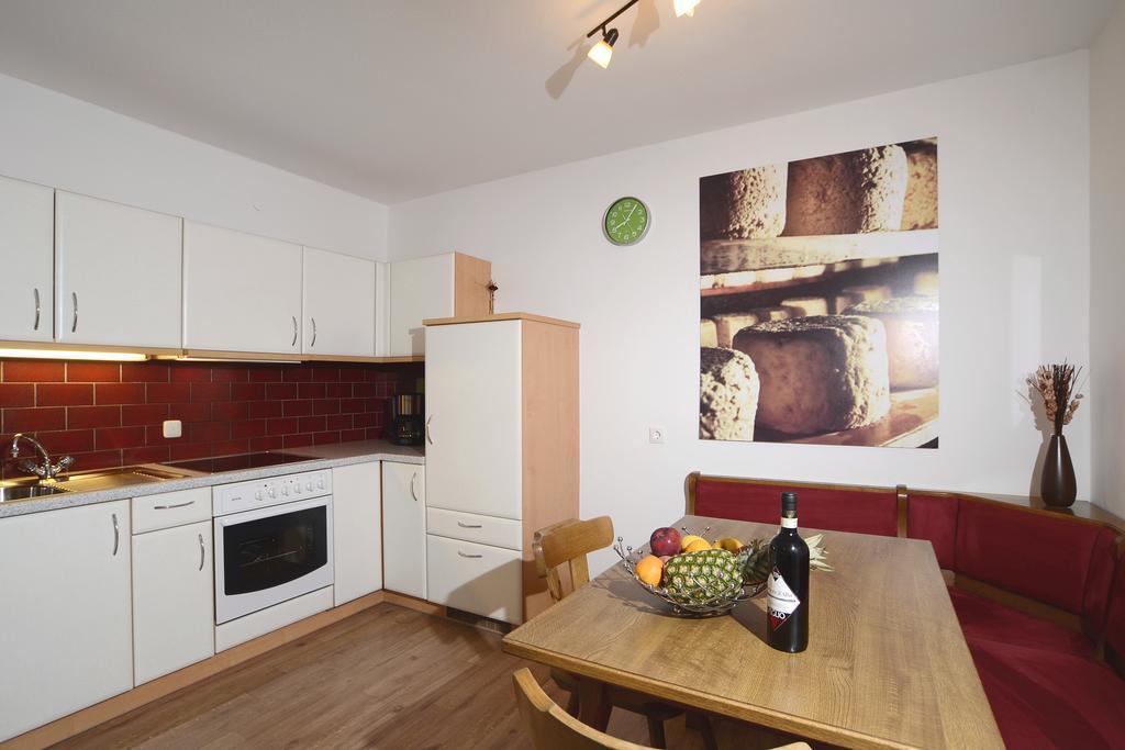 Zentrum Appartements Lorenzin Gaschurn Exterior foto